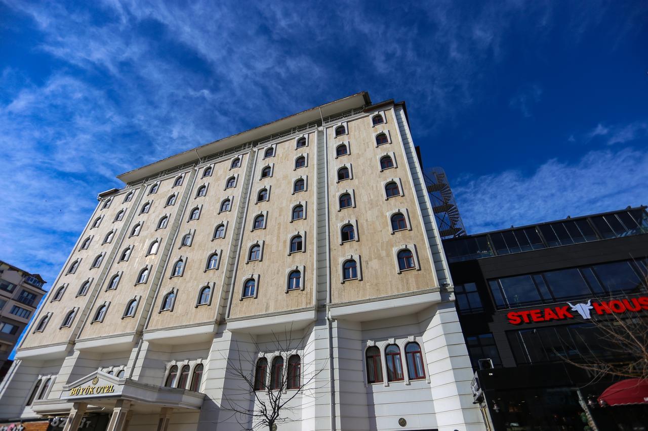 Sivas Bueyuek Hotel Exteriör bild